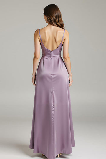 Bretelles spaghetti en satin violet clair Une robe formelle trapèze avec poches